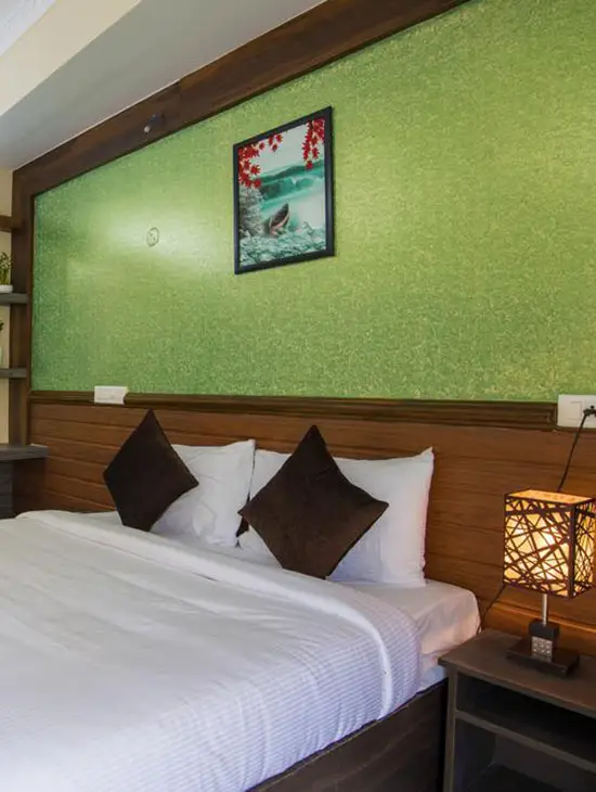 comfortable airport stay Kochi